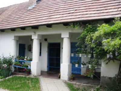 Nagytarcsai falumúzeum udvar